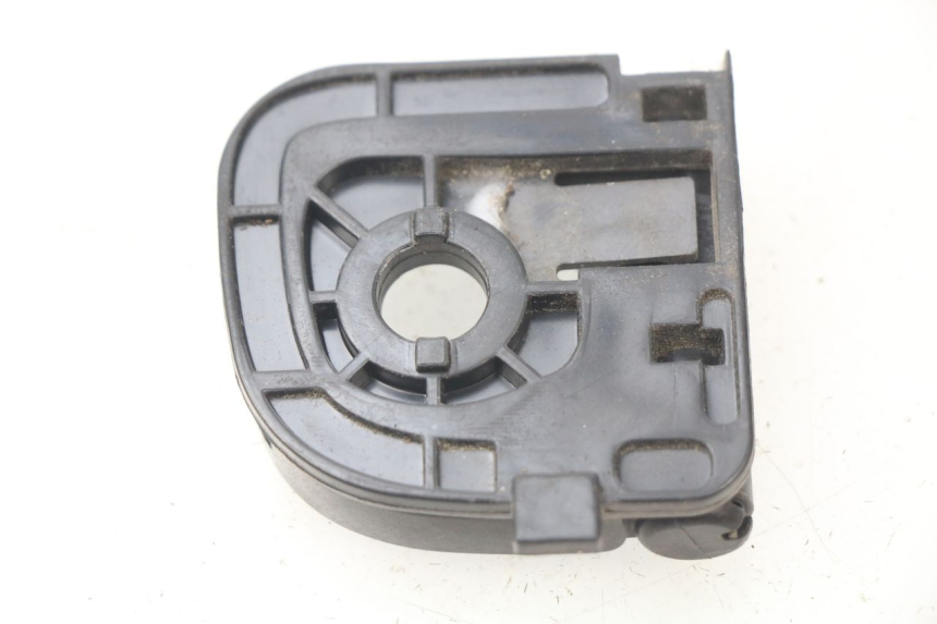 photo de LUGGAGE HOOK JM MOTORS SANTANA 50 (2014 - 2023) - Zoom on usage condition