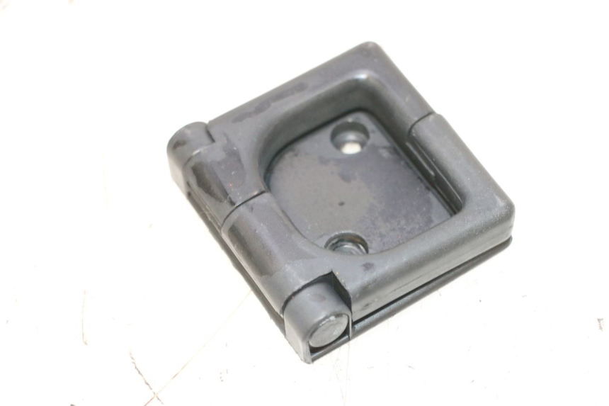 photo de LUGGAGE HOOK PEUGEOT SATELIS COMPRESSOR K15 125 (2006 - 2009) - Main view