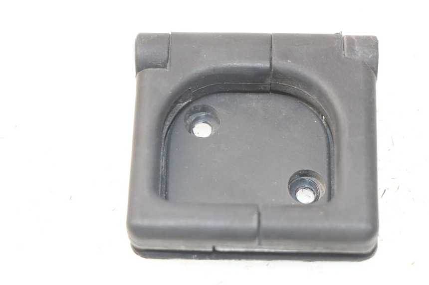 photo de BAG HOOK PEUGEOT SATELIS 300 (2012 - 2015) - Zoom on usage condition