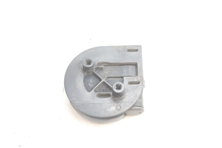 photo de LUGGAGE HOOK PIAGGIO X9 EVOLUTION 125 (2003 - 2007) - Zoom on usage condition
