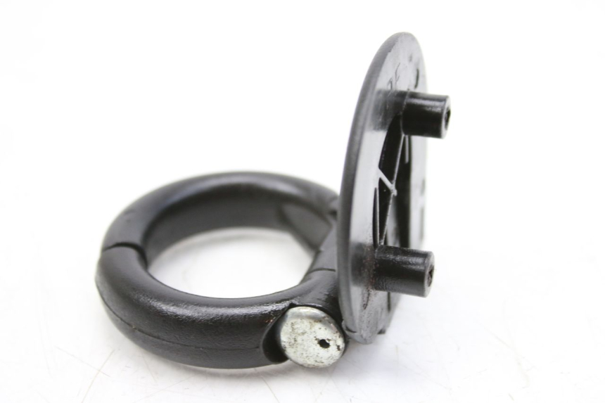 photo de LUGGAGE HOOK PIAGGIO ZIP 4T 50 (2018 - 2020) - Zoom on usage condition