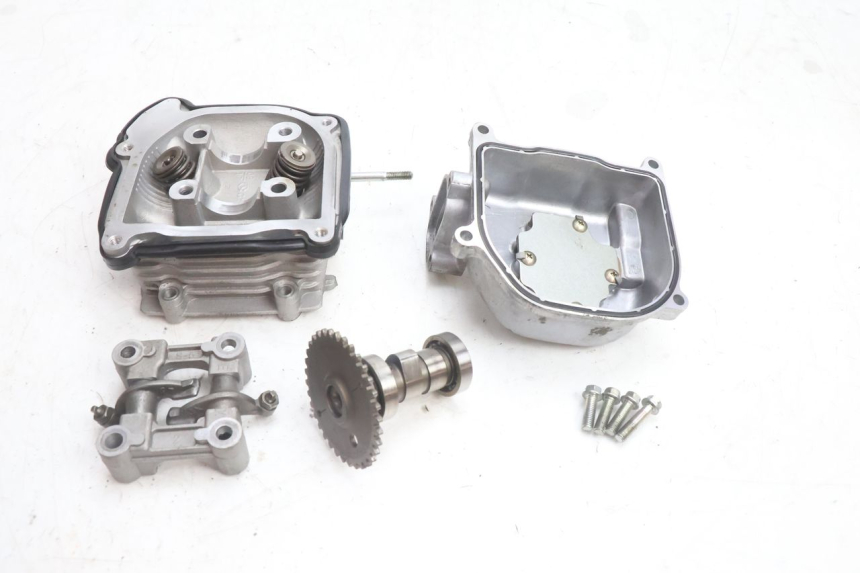 photo de CYLINDER HEAD KYMCO AGILITY 16+ 4T 50 (2018 - 2023) - Main view