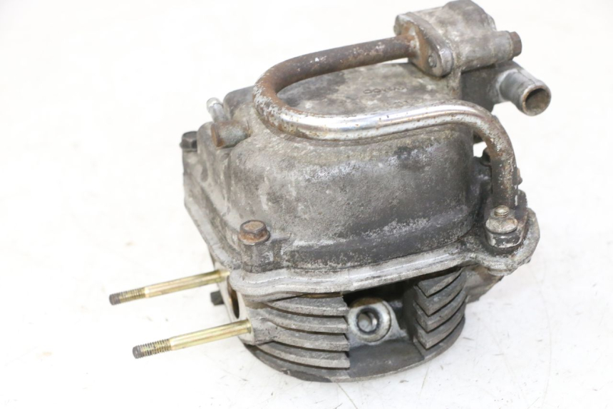 photo de CYLINDER HEAD KYMCO AGILITY 4T 50 (2005 - 2018) - Alternative perspective