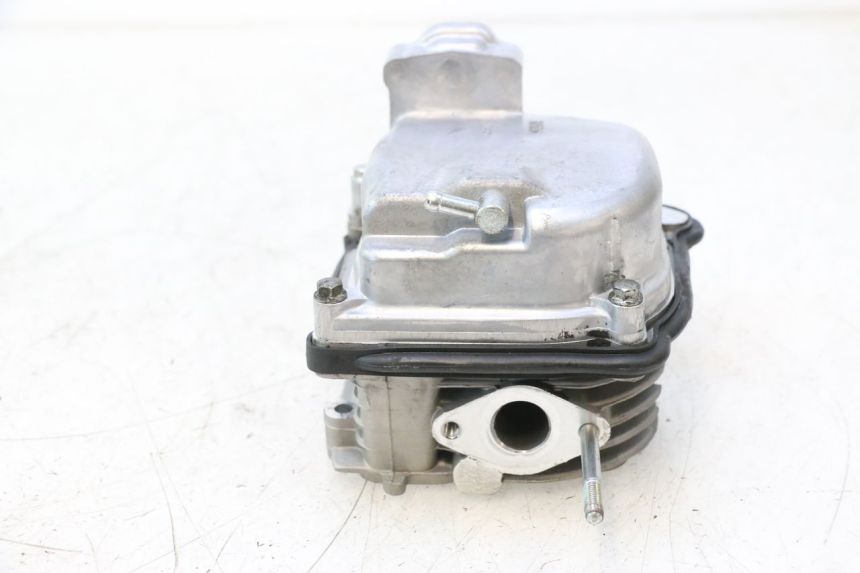 photo de CYLINDER HEAD KYMCO AGILITY 4T 50 (2018 - 2022) - Zoom on usage condition