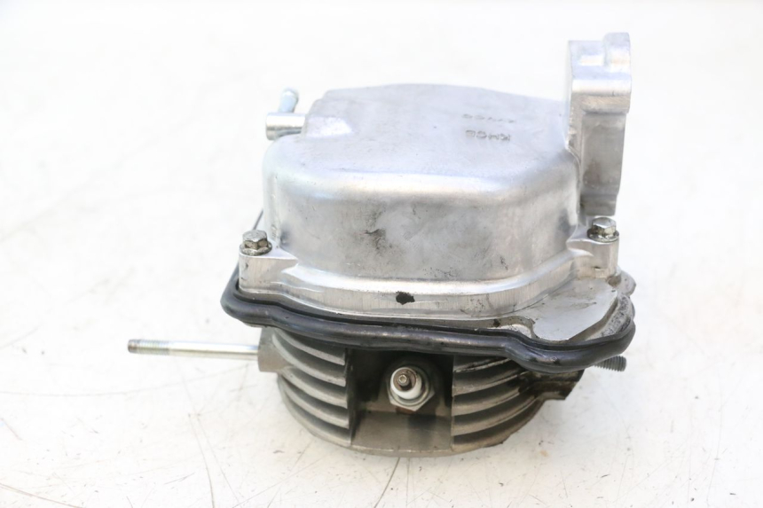 photo de CYLINDER HEAD KYMCO AGILITY 4T 50 (2018 - 2022) - Alternative perspective