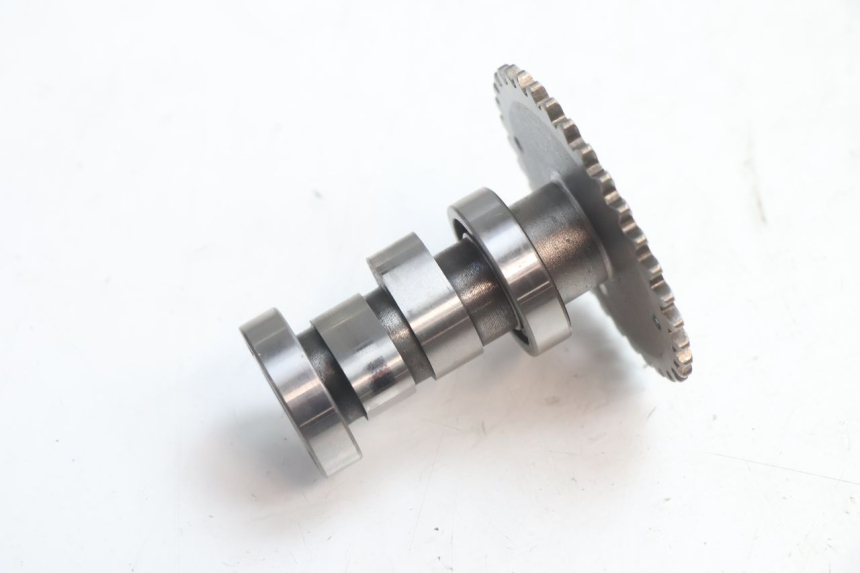 photo de CYLINDER HEAD KYMCO AGILITY 4T 50 (2005 - 2018) - High-resolution close-up