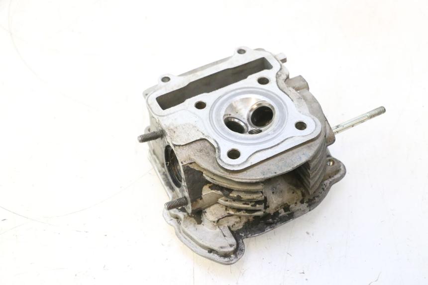 photo de CYLINDER HEAD KYMCO AGILITY 4T 50 (2018 - 2022) - Surface and material condition