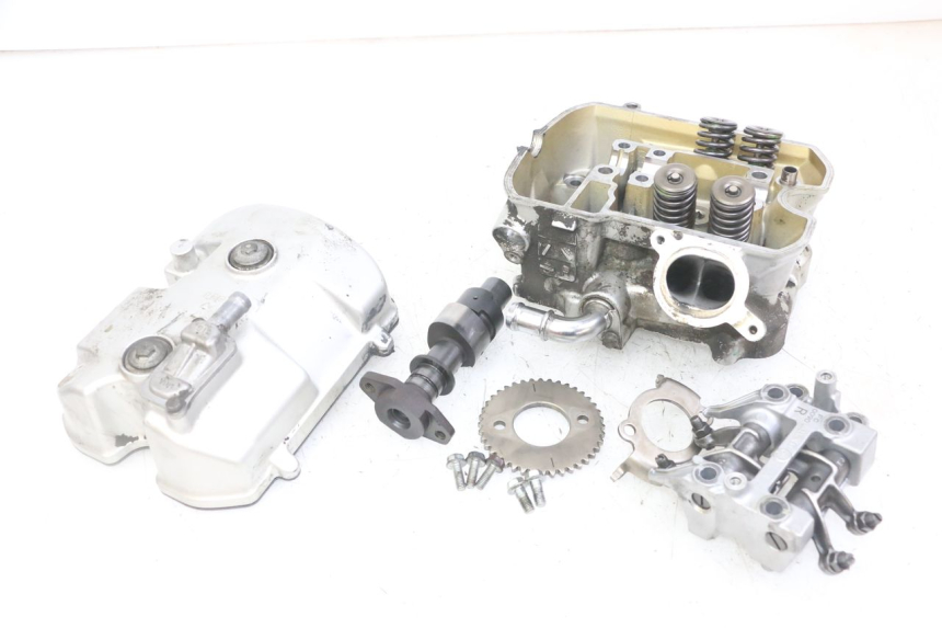 photo de REAR CYLINDER HEAD HONDA NTV DEAUVILLE ABS 700 (2007 - 2016) - Main view