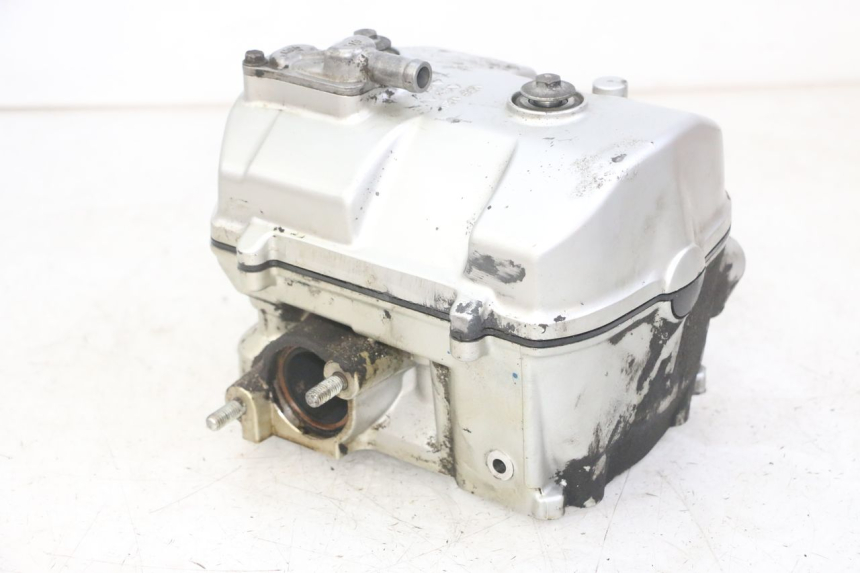 photo de REAR CYLINDER HEAD HONDA NTV DEAUVILLE ABS 700 (2007 - 2016) - Component detail