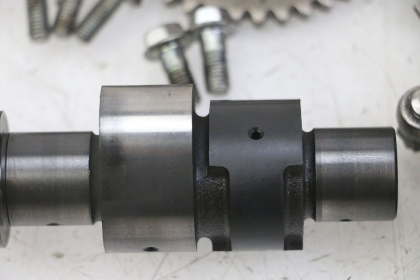 photo de REAR CYLINDER HEAD HONDA NTV DEAUVILLE ABS 700 (2007 - 2016) - Zoom on usage condition