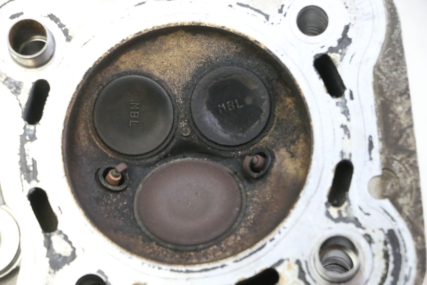 photo de REAR CYLINDER HEAD HONDA NTV DEAUVILLE 650 (2001 - 2006) - Detailed visual inspection