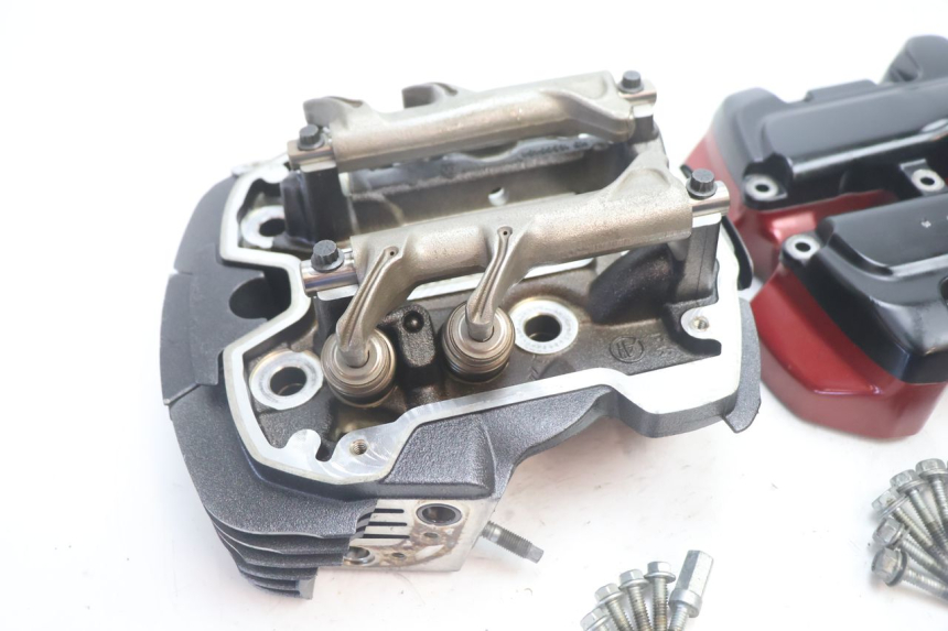 photo de REAR CYLINDER HEAD HARLEY DAVIDSON ROAD GLIDE FLTRXSE 1920 (2018 - 2022) - Component detail