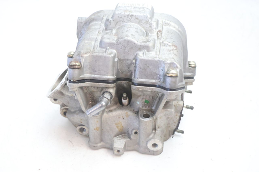 photo de REAR CYLINDER HEAD CAN-AM SPYDER RS 1000 (2008 - 2012) - Product overview