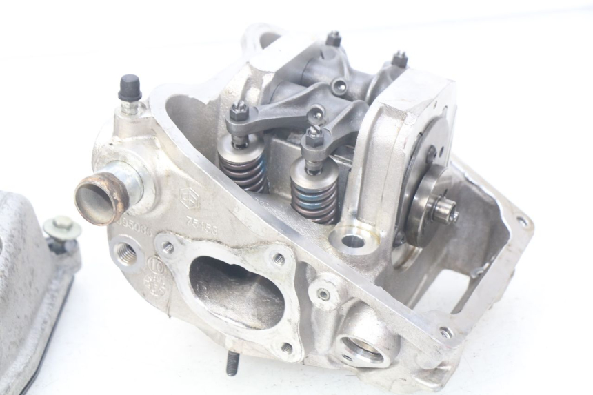 photo de REAR CYLINDER HEAD APRILIA SRV 850 (2012 - 2017) - Component zoom