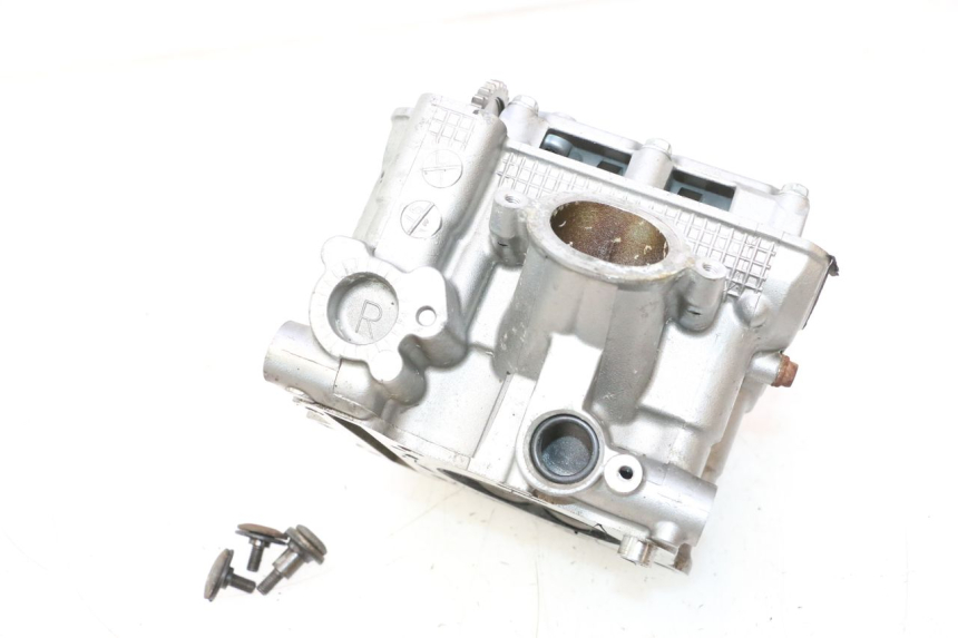 photo de REAR CYLINDER HEAD SUZUKI SV S 650 (2003 - 2009) - Component detail