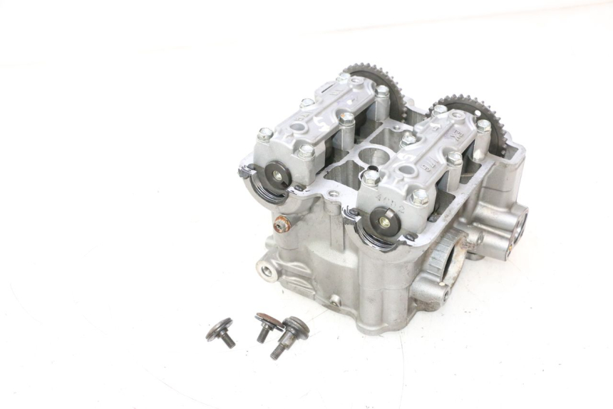 photo de REAR CYLINDER HEAD SUZUKI SV S 650 (2003 - 2009) - Technical close-up