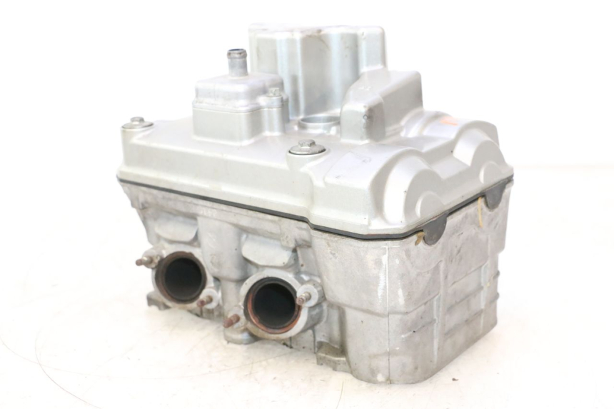 photo de REAR CYLINDER HEAD HONDA VFR FI RC46 800 (1998 - 2001) - Fixing points details