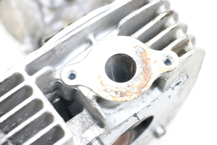 photo de REAR CYLINDER HEAD SUZUKI VL INTRUDER 125 (2004 - 2007) - Focus on structure