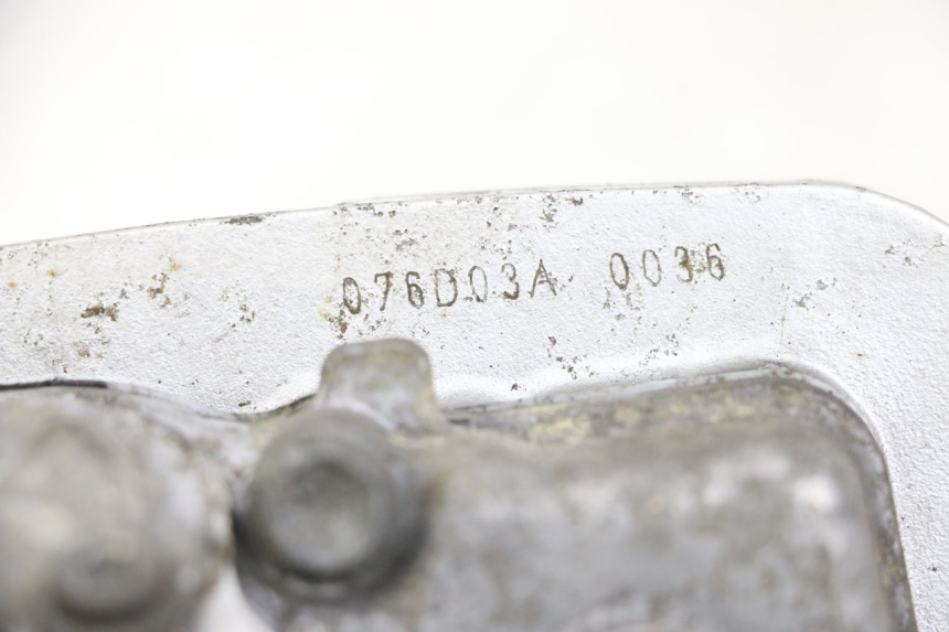 photo de REAR CYLINDER HEAD SUZUKI VL INTRUDER 125 (2004 - 2007) - Alternative perspective