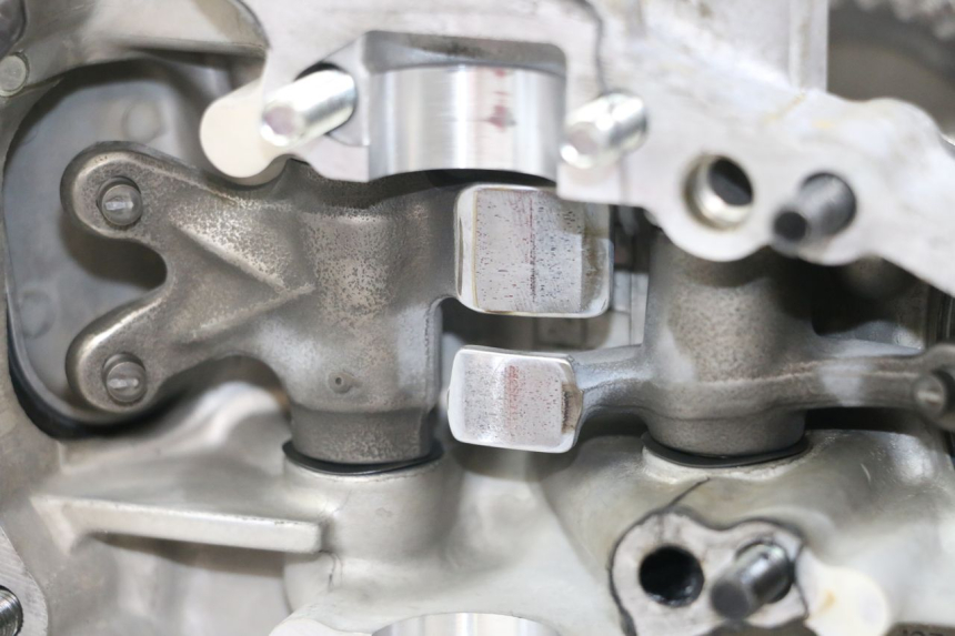 photo de REAR CYLINDER HEAD SUZUKI VL INTRUDER 125 (2004 - 2007) - Markings and original references