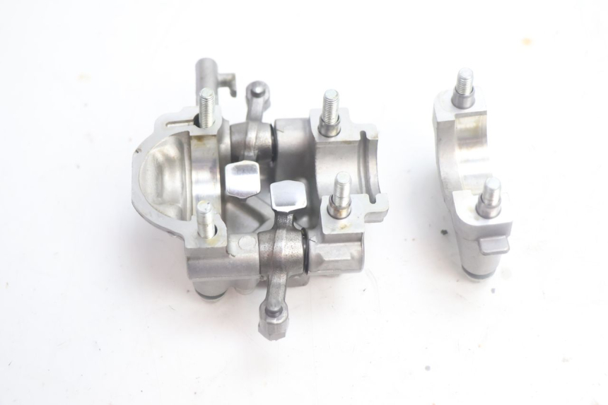 photo de REAR CYLINDER HEAD HONDA XLV VARADERO 125 (2007 - 2012) - Zoom on usage condition