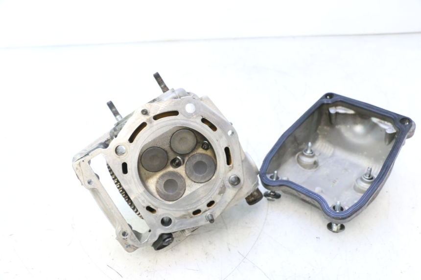 photo de FRONT CYLINDER HEAD GILERA GP 800 (2007 - 2013) - Component detail