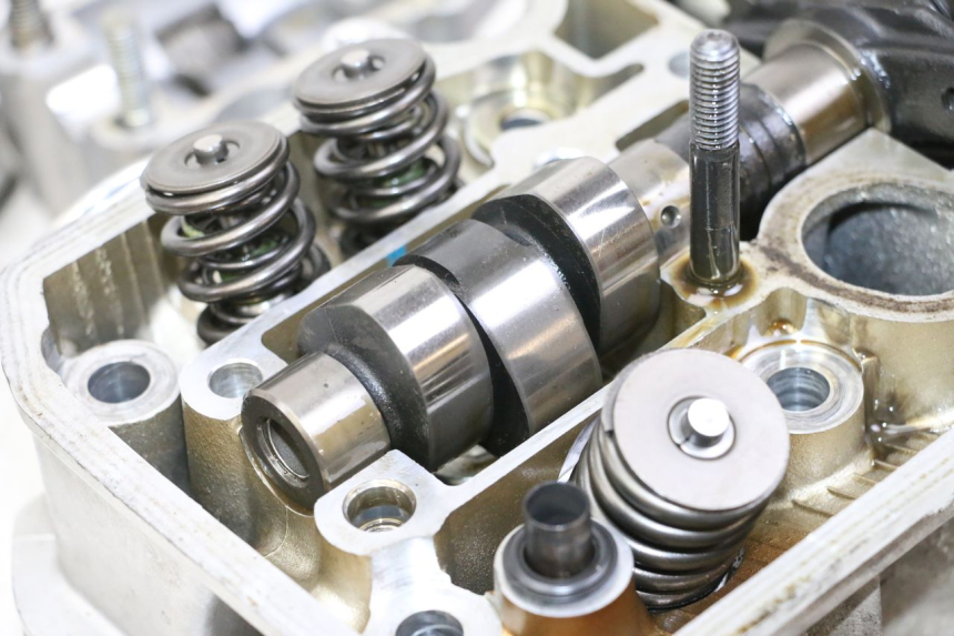 photo de FRONT CYLINDER HEAD HONDA NTV DEAUVILLE 650 (2001 - 2006) - Supplementary product photo