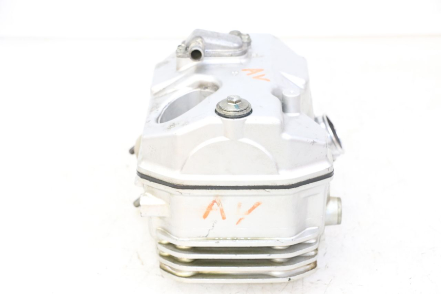 photo de FRONT CYLINDER HEAD HONDA NTV DEAUVILLE 650 (2001 - 2006) - Zoom on usage condition