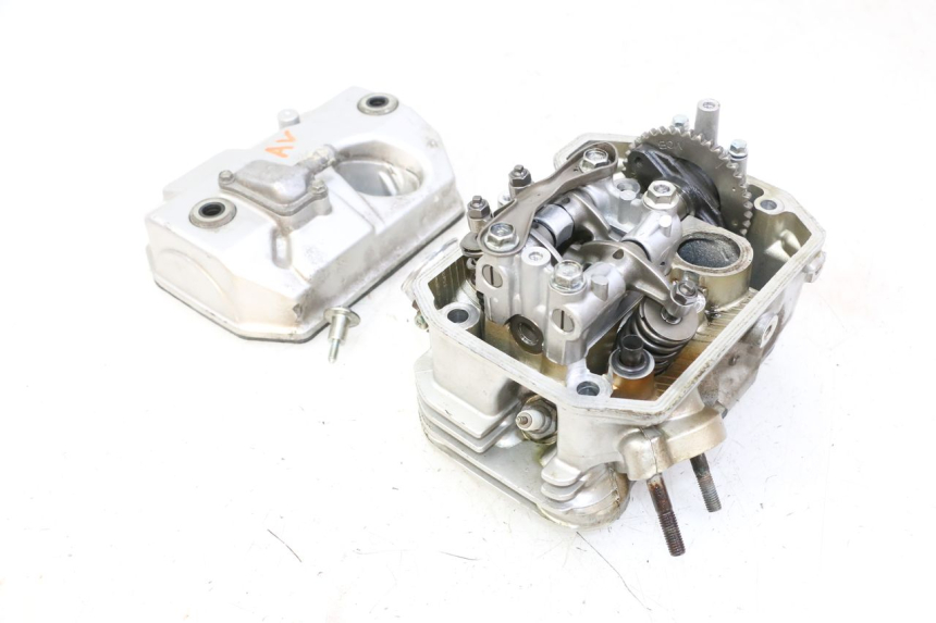 photo de FRONT CYLINDER HEAD HONDA NTV DEAUVILLE 650 (2001 - 2006) - Surface and material condition