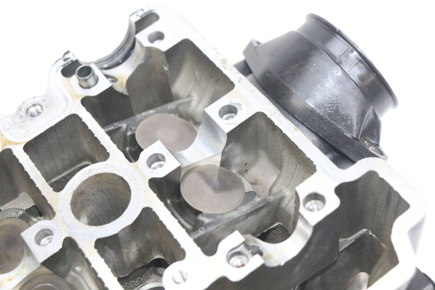 photo de FRONT CYLINDER HEAD SUZUKI SV N 650 (1999 - 2002) - Used quality zoom