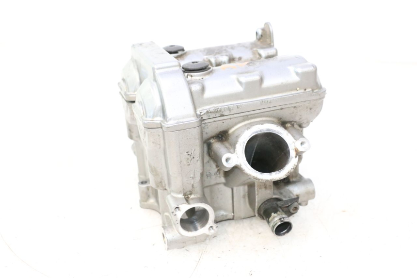 photo de FRONT CYLINDER HEAD SUZUKI SV S 650 (1999 - 2002) - Fixing points details