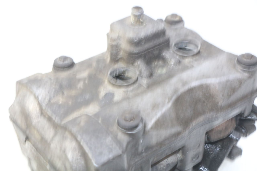 photo de FRONT CYLINDER HEAD HONDA VFR FI RC46 800 (1998 - 2001) - Alternative perspective