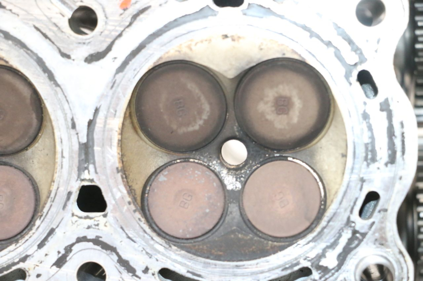 photo de FRONT CYLINDER HEAD HONDA VFR FI RC46 800 (1998 - 2001) - Component detail