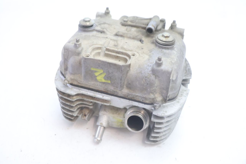 photo de FRONT CYLINDER HEAD HONDA XLV VARADERO 125 (2007 - 2012) - Alternative angle