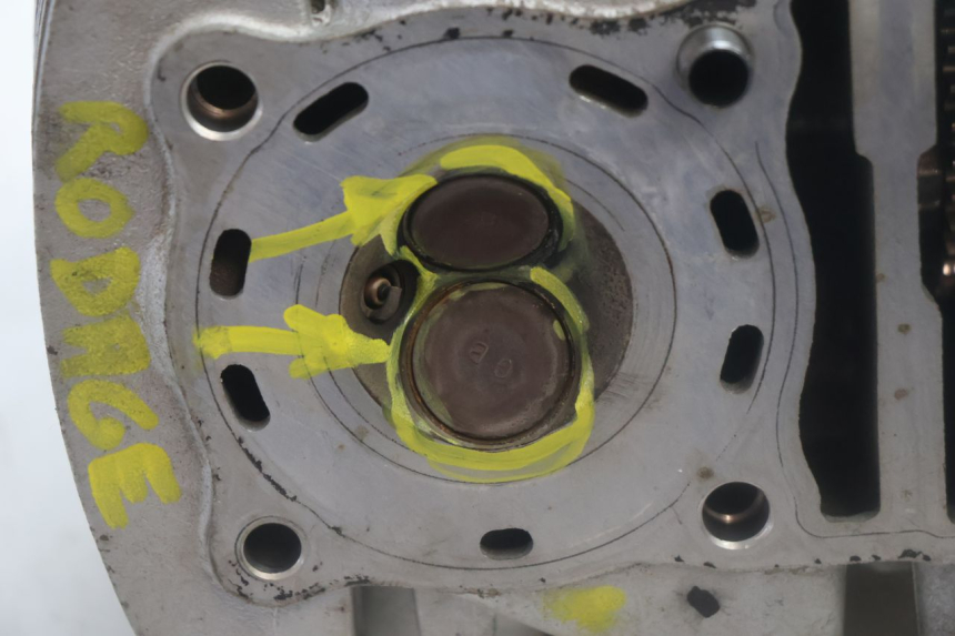 photo de FRONT CYLINDER HEAD HONDA XLV VARADERO 125 (2007 - 2012) - Technical close-up