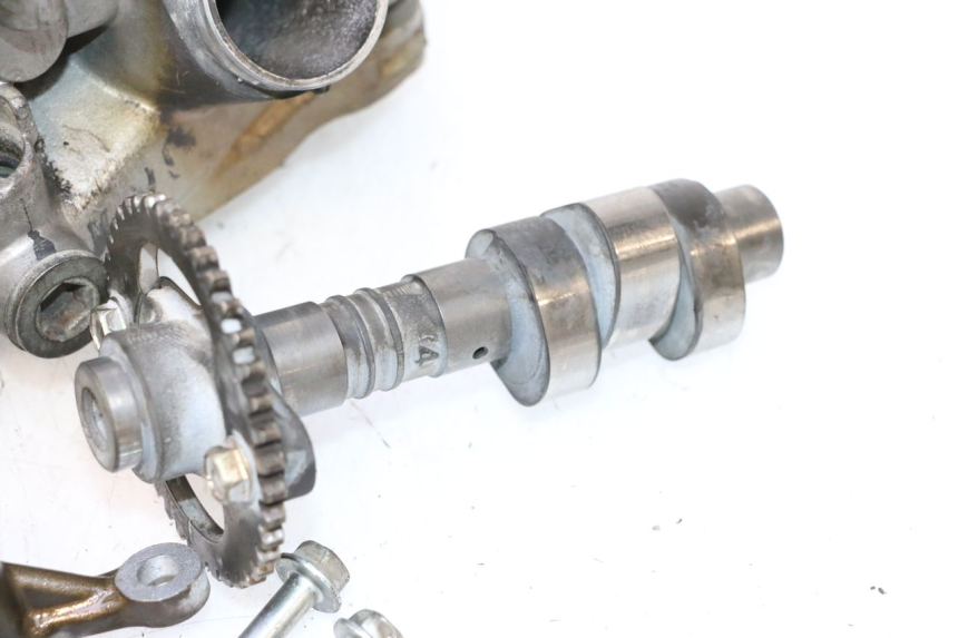 photo de FRONT CYLINDER HEAD HONDA XRV AFRICA TWIN 750 (1990 - 1992) - Spare part profile view