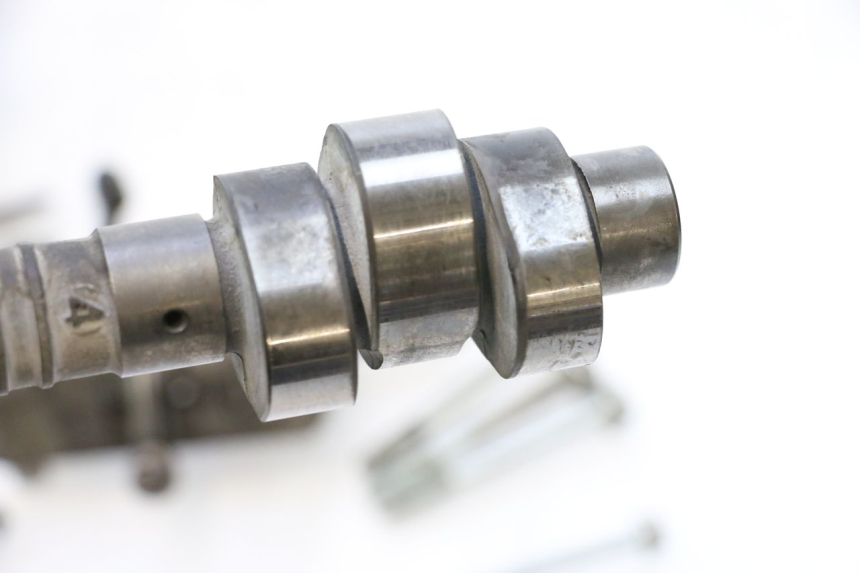photo de FRONT CYLINDER HEAD HONDA XRV AFRICA TWIN 750 (1990 - 1992) - Markings and original references