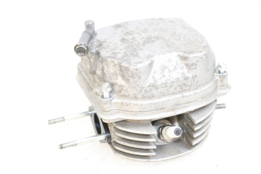 photo de CYLINDER HEAD JONWAY AZTRAL 125 (2008 - 2017) - Alternative perspective