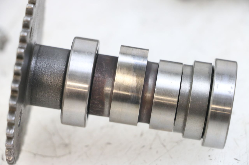 photo de CYLINDER HEAD JONWAY AZTRAL 125 (2008 - 2017) - Detailed visual inspection