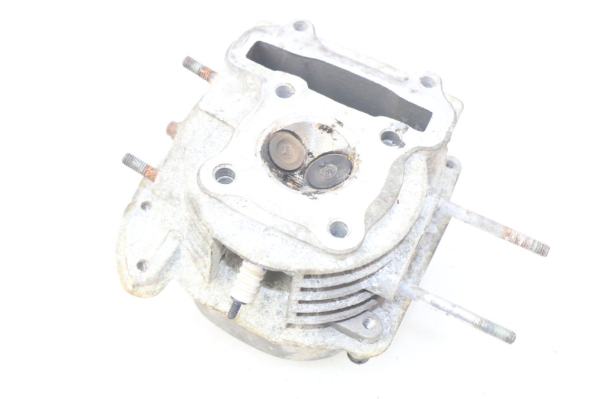 photo de CYLINDER HEAD BAOTIAN BT 50 QT-12 50 (2007 - 2009) - Alternative perspective