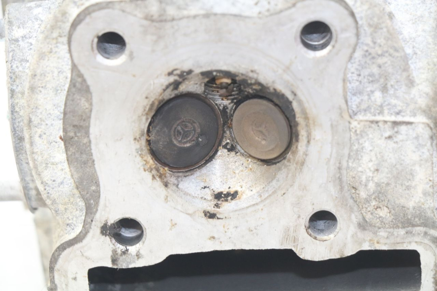 photo de CYLINDER HEAD BAOTIAN BT 50 QT-12 50 (2007 - 2009) - Product overview