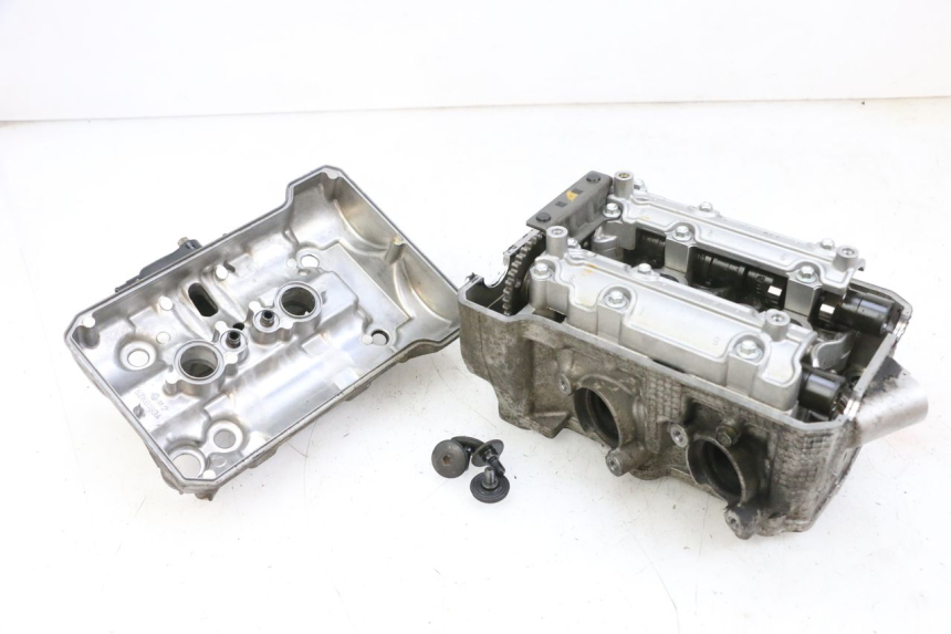 photo de CYLINDER HEAD SUZUKI BURGMAN 650 (2013 - 2020) - Additional view of the item