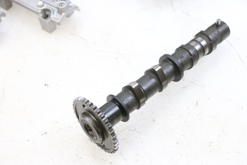 photo de CYLINDER HEAD SUZUKI BURGMAN 650 (2013 - 2020) - Distinctive features