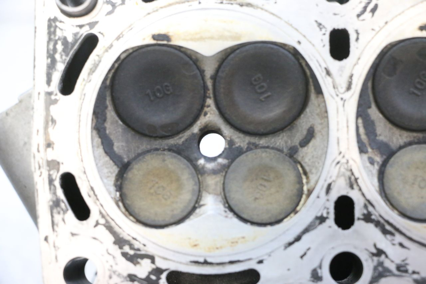 photo de CYLINDER HEAD SUZUKI BURGMAN 650 (2013 - 2020) - Technical close-up