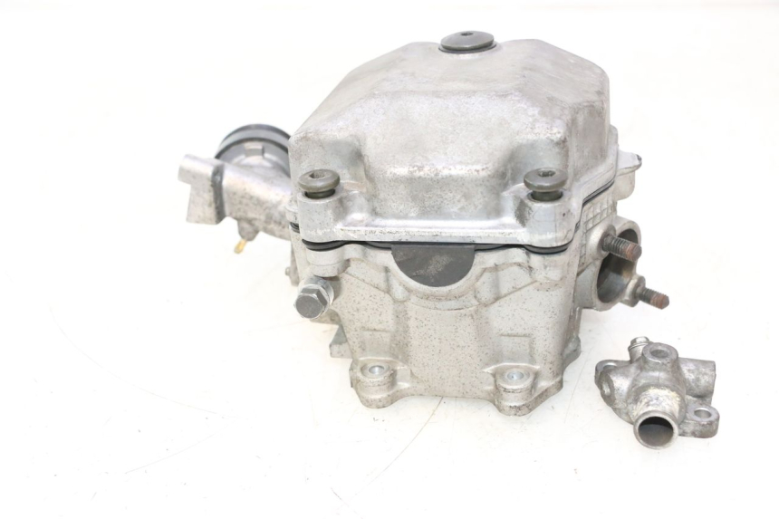 photo de CYLINDER HEAD SUZUKI BURGMAN 125 (2007 - 2014) - Alternative perspective