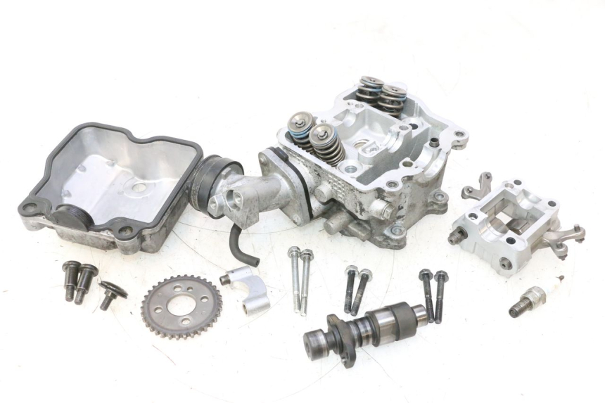 photo de CYLINDER HEAD SUZUKI BURGMAN 125 (2007 - 2014) - Component detail