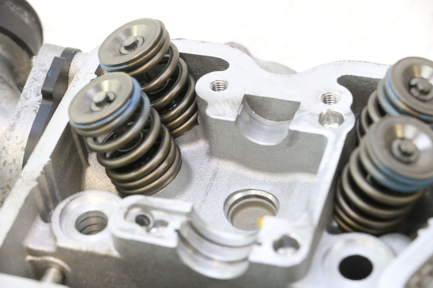 photo de CYLINDER HEAD SUZUKI BURGMAN 125 (2007 - 2014) - Markings and original references