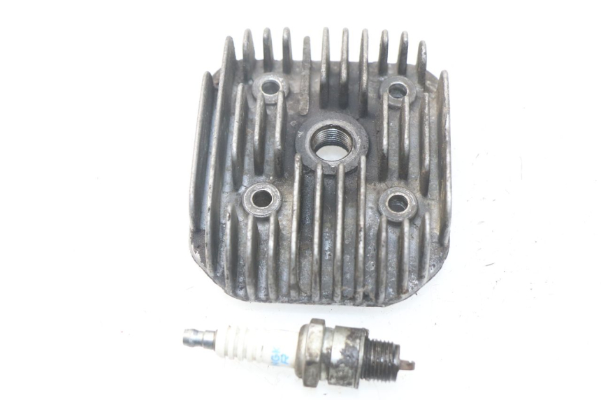 photo de CYLINDER HEAD YAMAHA BW'S 50 (1999 - 2003) - Alternative perspective