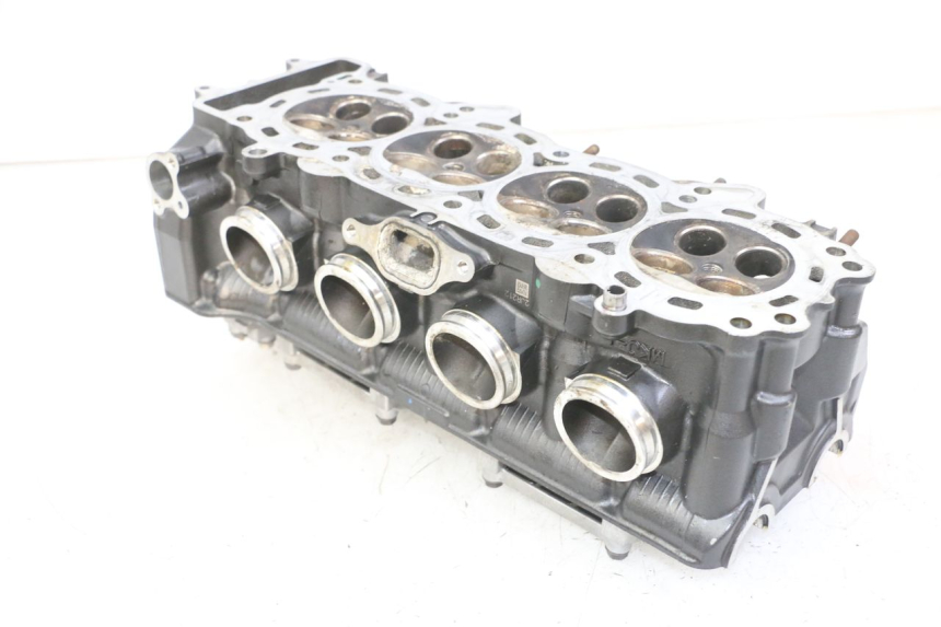 photo de CYLINDER HEAD HONDA CB R 1000 (2018 - 2023) - Zoom on usage condition