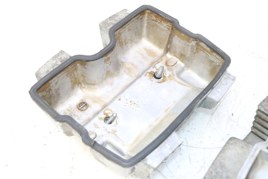 photo de CYLINDER HEAD HONDA CB TWO FIFTY 250 (1991 - 2002) - Zoom on usage condition